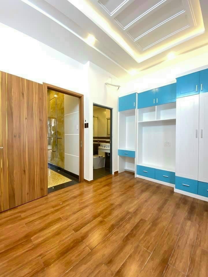 Nhà phố hiện đại 4 tấm, full nội thất, kdc The Sun Residence Huỳnh Tấn Phát