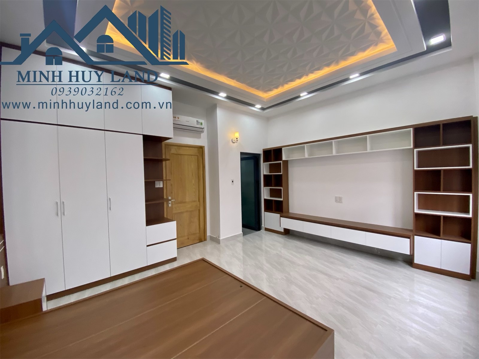 NHÀ PHỐ HIỆN ĐẠI 4 TẦNG TẶNG FULL NỘI THẤT CAO CẤP KDC Anh Tuấn Green Riverside Huỳnh Tấn Phát